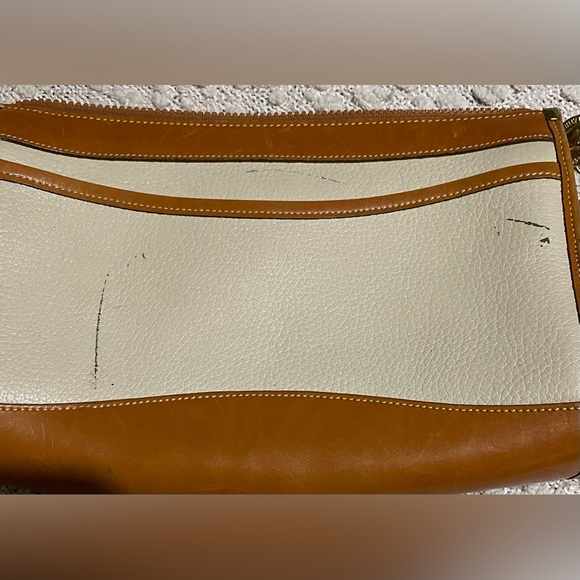Vntg Dooney & Bourke Cream & Brown Pebble Leather Crossbody *No Strap* - Picture 4 of 6